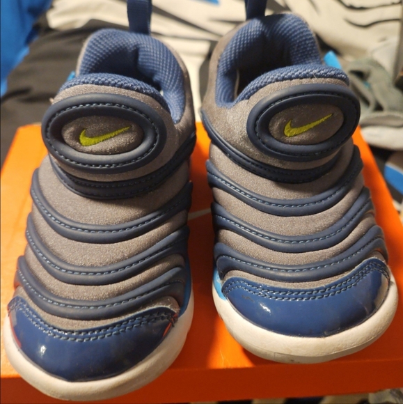 Nike Dynamo Free toddler 8c - Picture 4 of 5